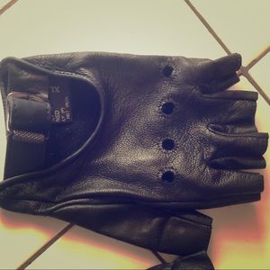Frye leather gloves